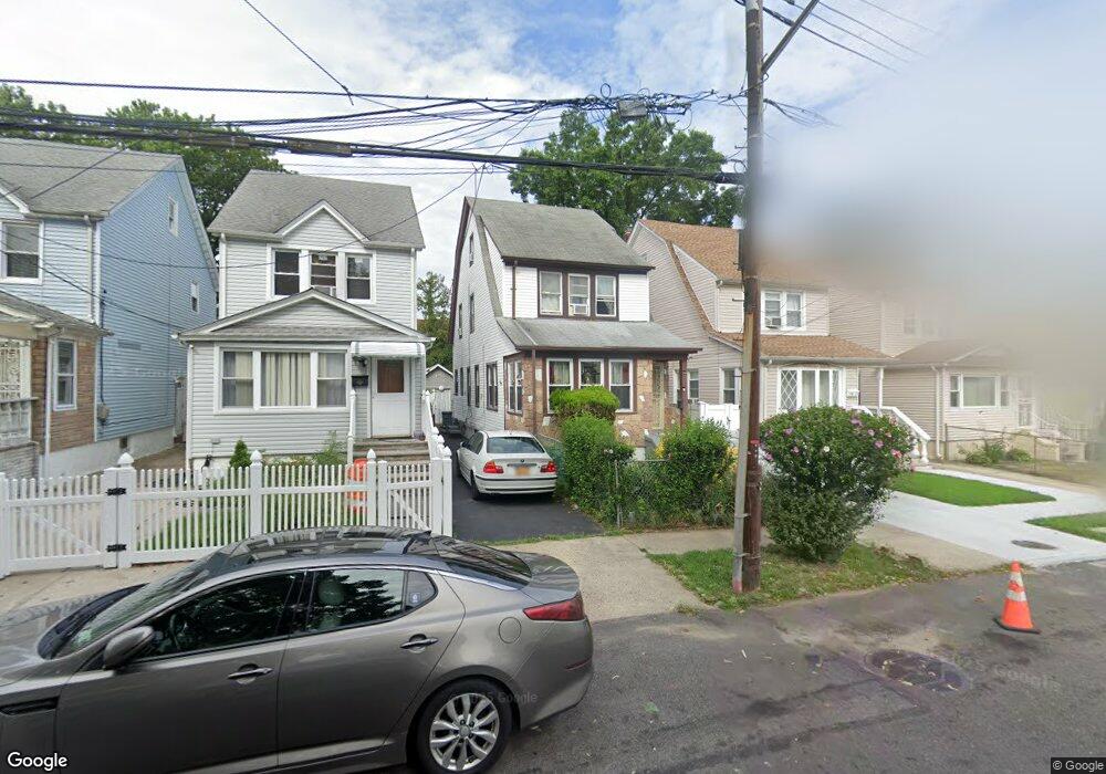 10030 204th St, Hollis, NY 11423 - photo 1