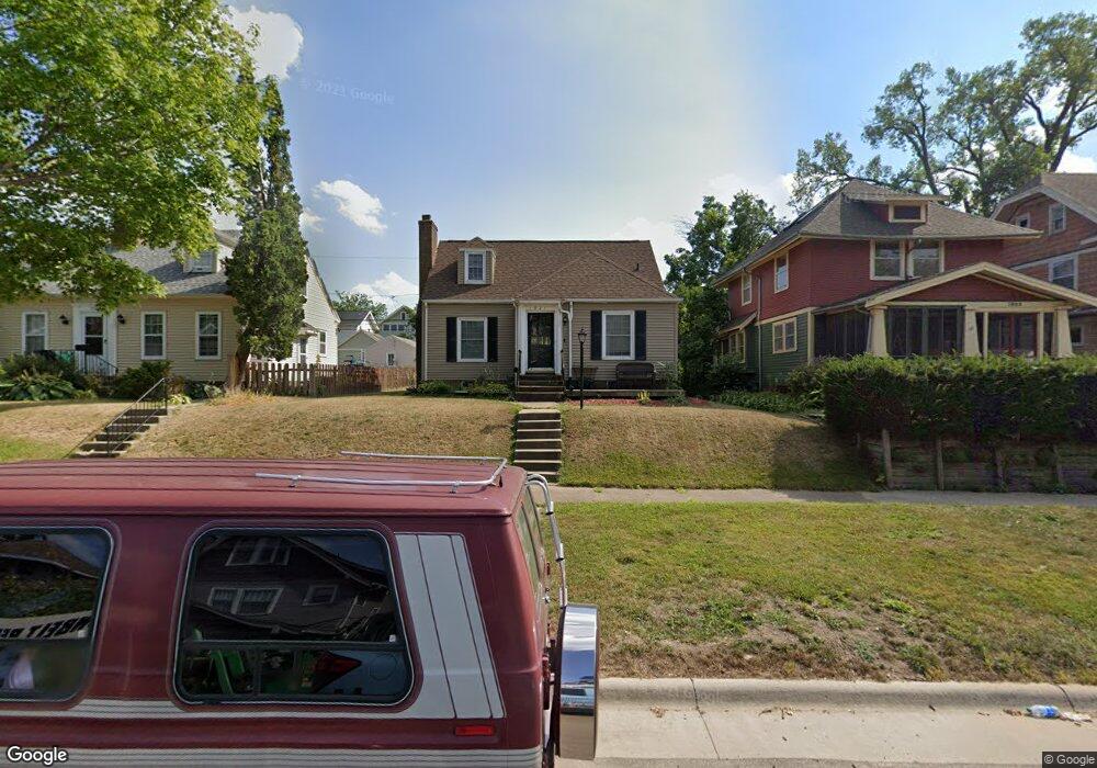 1927 Washington Ave SE, Cedar Rapids, IA 52403 - photo 1