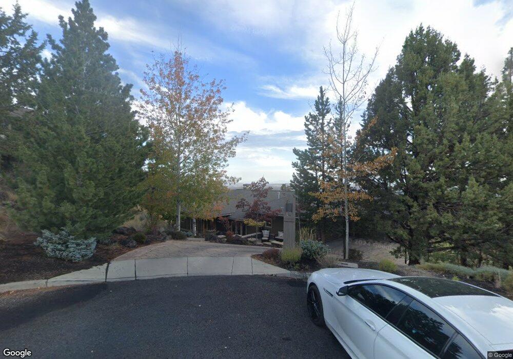 1018 NW Hale Ct, Bend, OR 97701 - photo 1