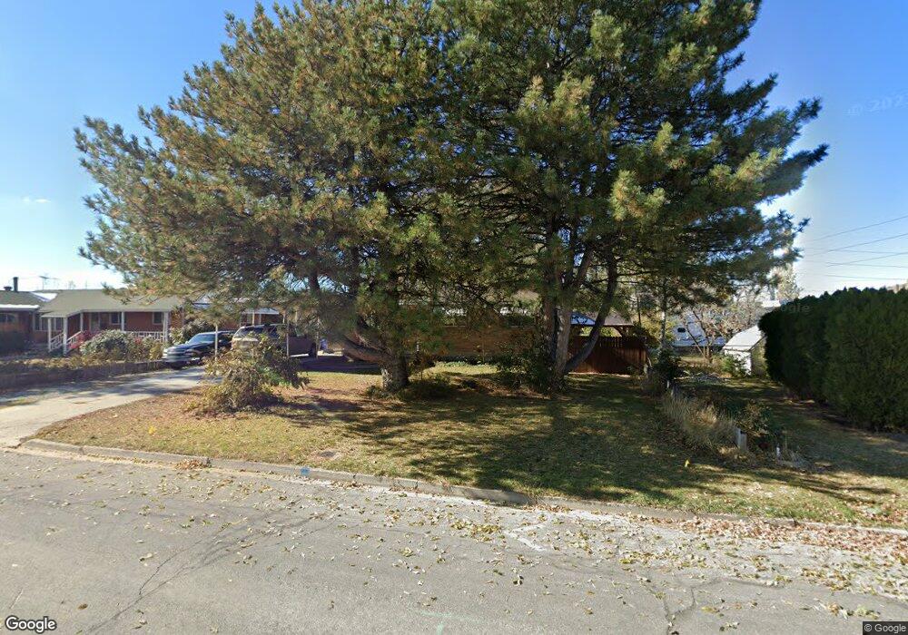 1563 N 400 W, Bountiful, UT 84010 - photo 1