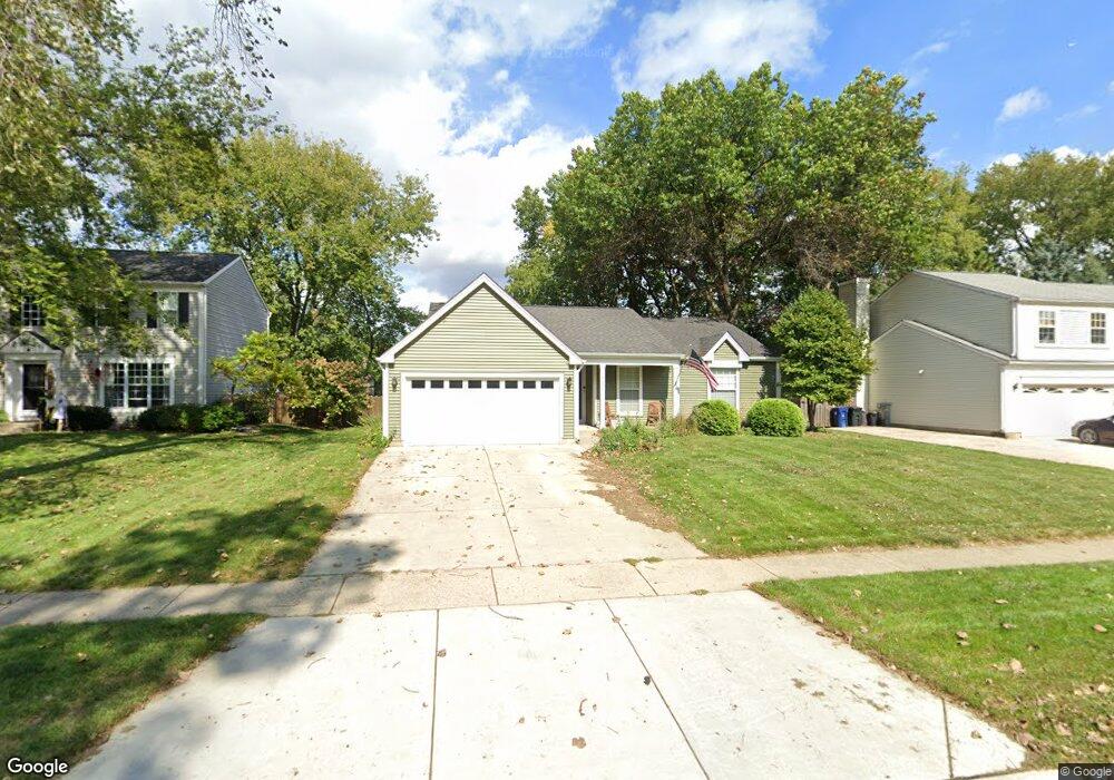 2030 Tahoe Pkwy, Algonquin, IL 60102 - photo 1