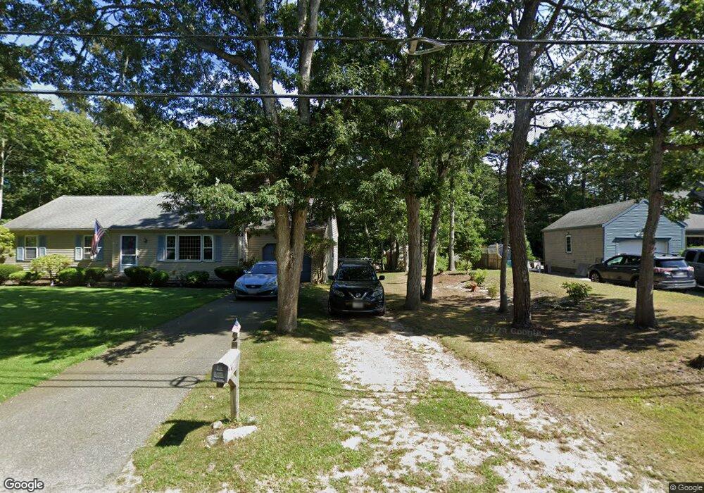 16 Eileen St, Yarmouth Port, MA 2675 - photo 1