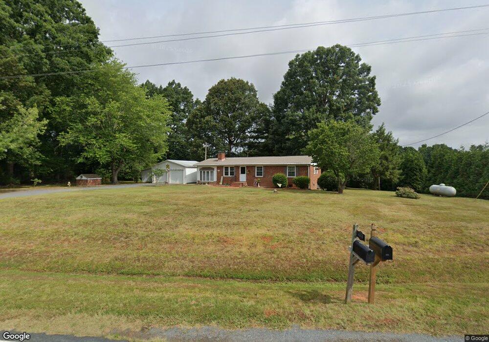 6540 Osborn Mill Rd, Seagrove, NC 27341 - photo 1