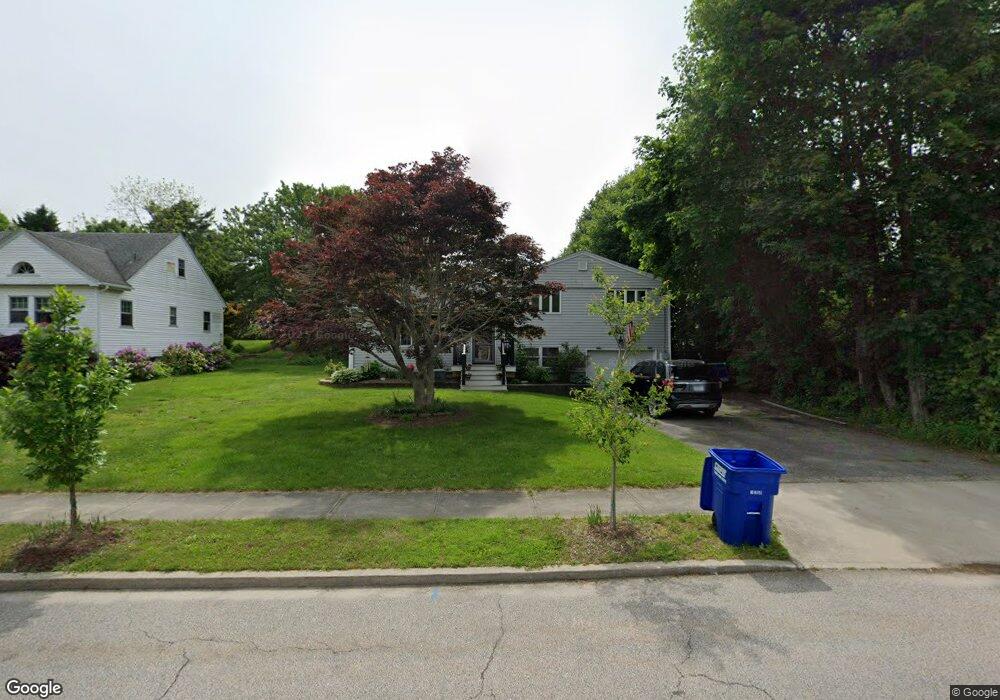 5 May Flower Ave, Pawcatuck, CT 06379 - photo 1