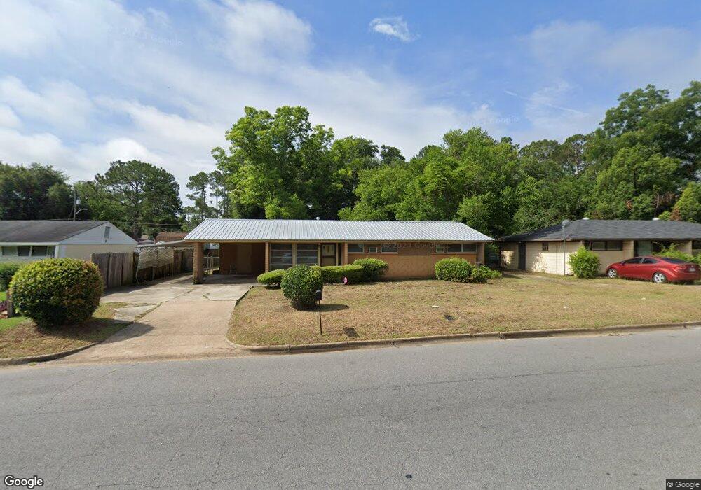 1608 W Gordon Ave, Albany, GA 31707 - photo 1