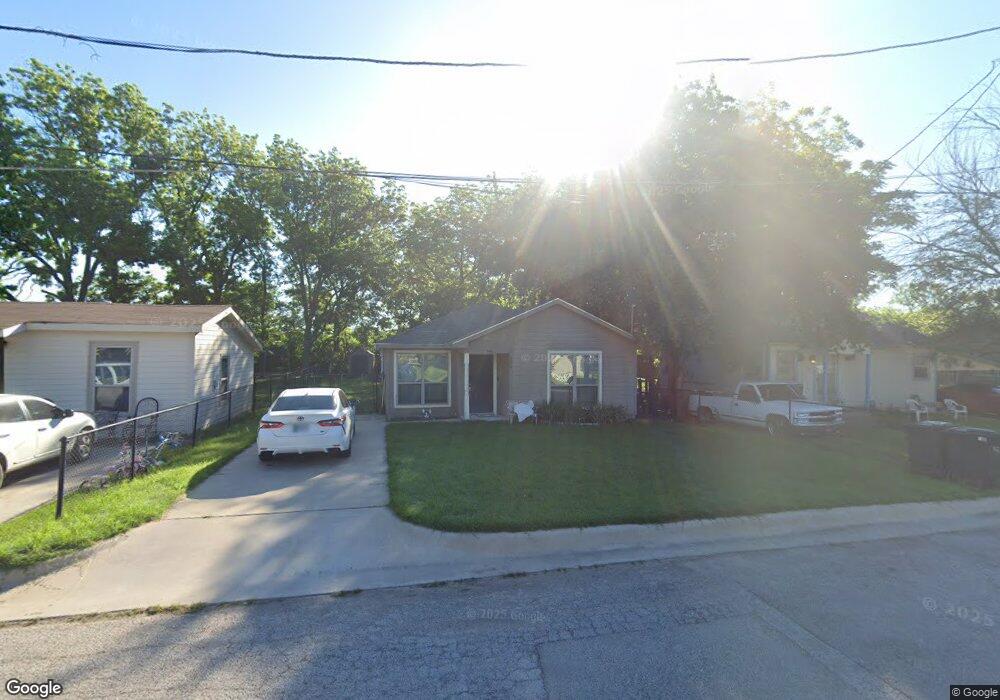 506 Franklin St, Cleburne, TX 76033 - photo 1