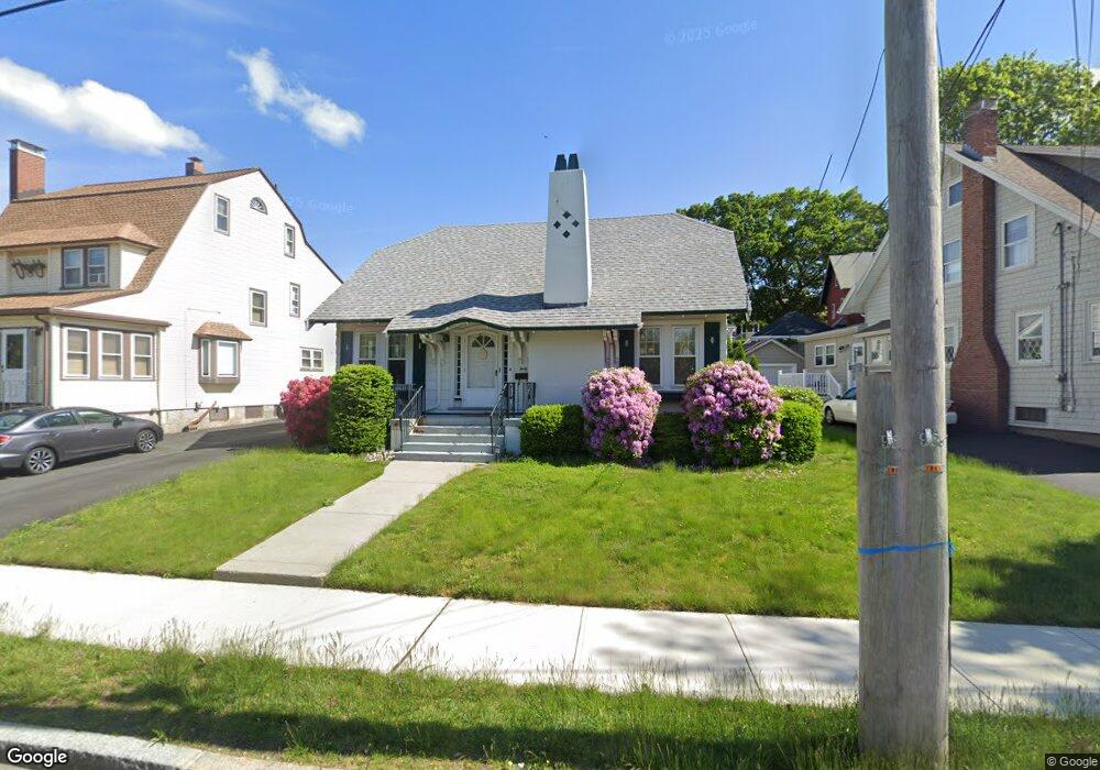 40 Brookfield Rd, Winthrop, MA 02152 - photo 1