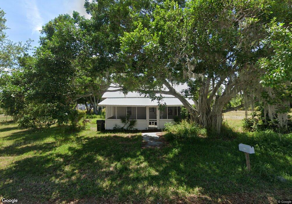 258 E Hibiscus St, Lake Placid, FL 33852 - photo 1