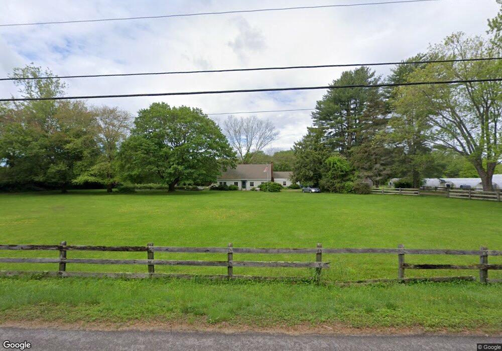 581 Wheeler Rd, Stonington, CT 06378 - photo 1