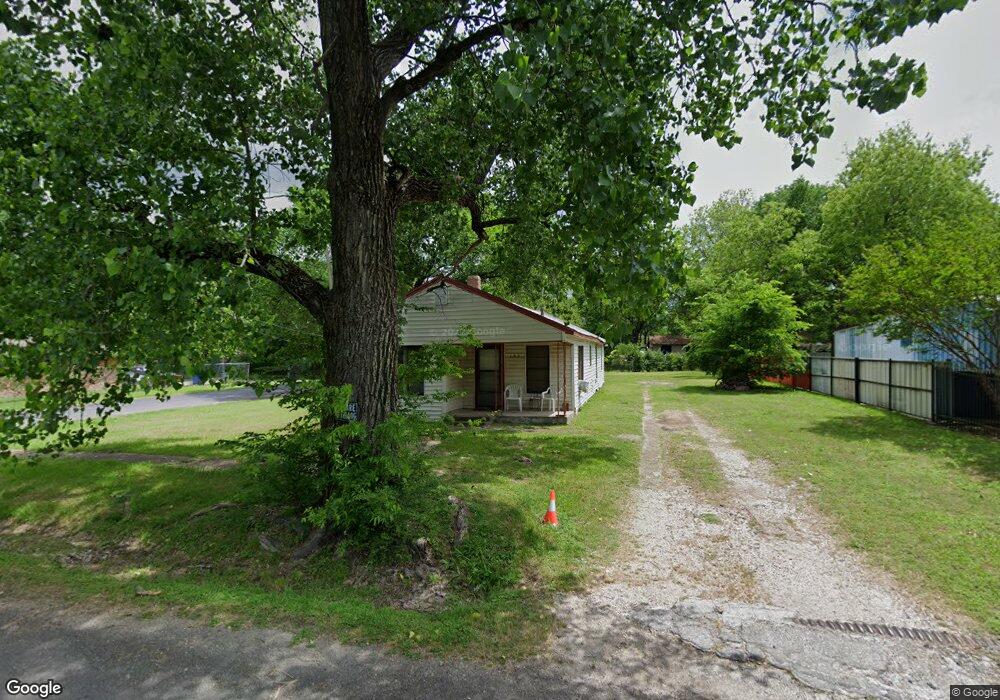 109 E Linden St, Ennis, TX 75119 - photo 1