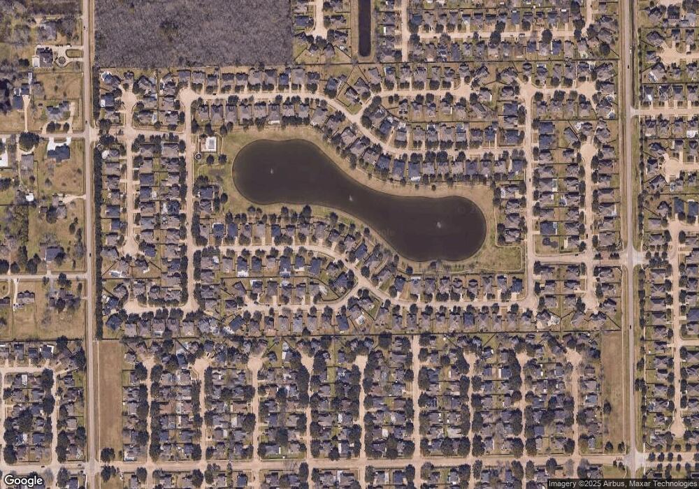 4705 Lakefront Terrace Dr, Pearland, TX 77584 - photo 1