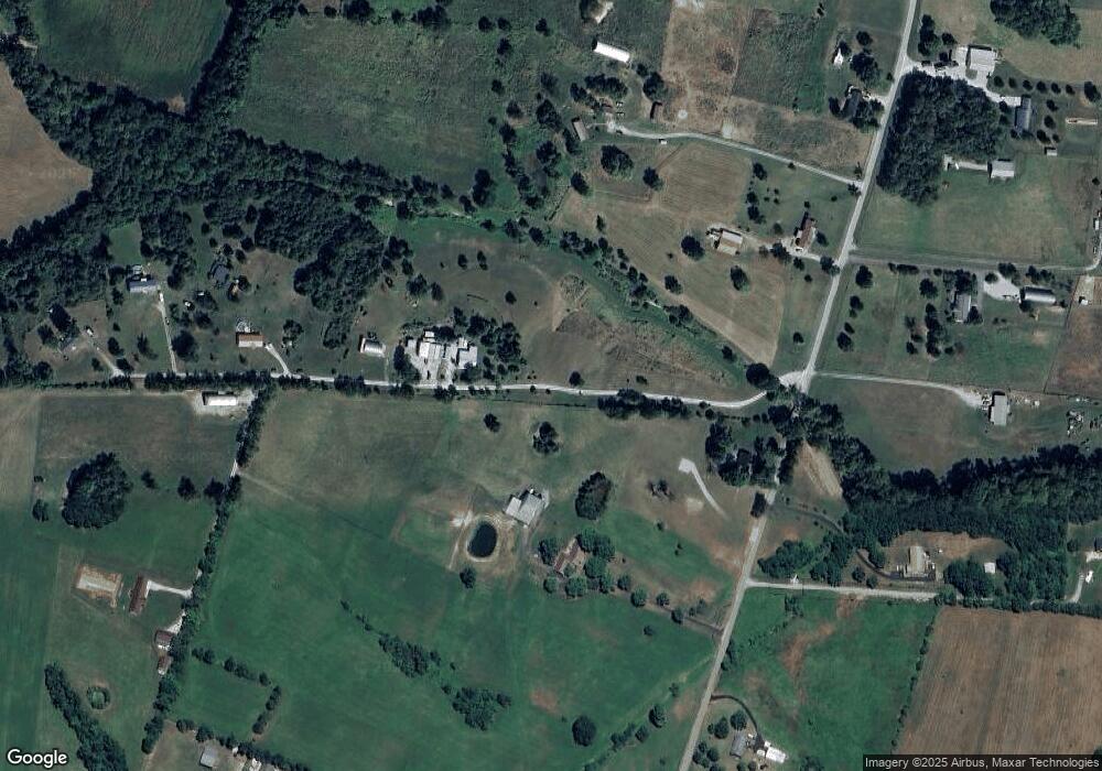 425 Evergreen Ln, Harrodsburg, KY 40330 - photo 1