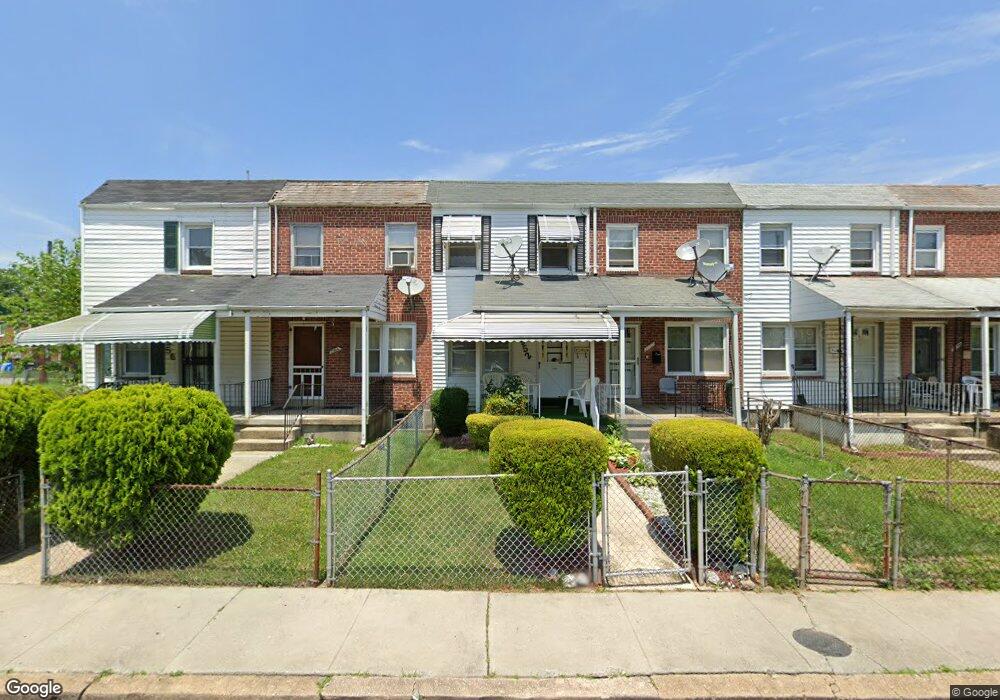 2952 Edgecombe Cir N, Baltimore, MD 21215 - photo 1