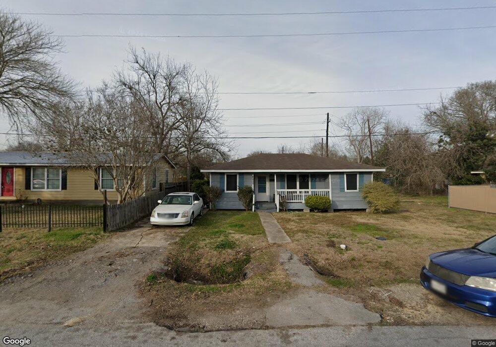 1109 Avenue D, Rosenberg, TX 77471 - photo 1