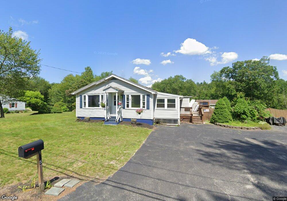 105 Currier Rd, Pelham, NH 03076 - photo 1