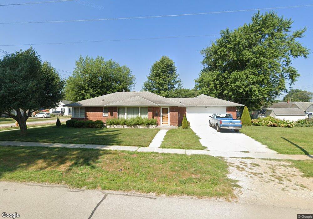 201 N Mulberry St, Effingham, IL 62401 - photo 1