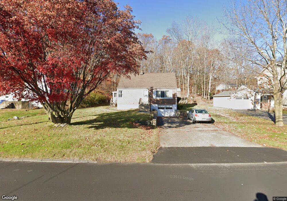 456 Country Club Rd, Waterbury, CT 06708 - photo 1