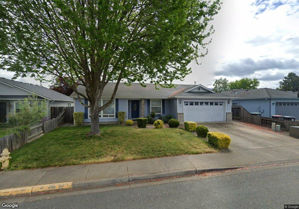 1218 Looking Glass Way, Central Point, OR 97502 - photo 1