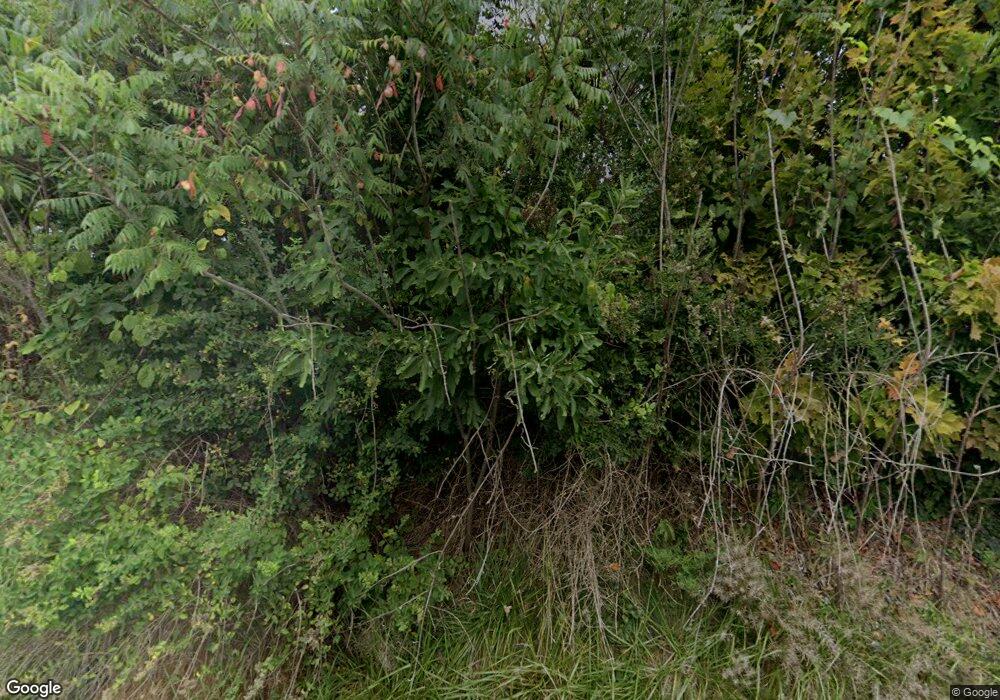 1141 Thomas 84 Rd, Eighty Four, PA 15330 - photo 1