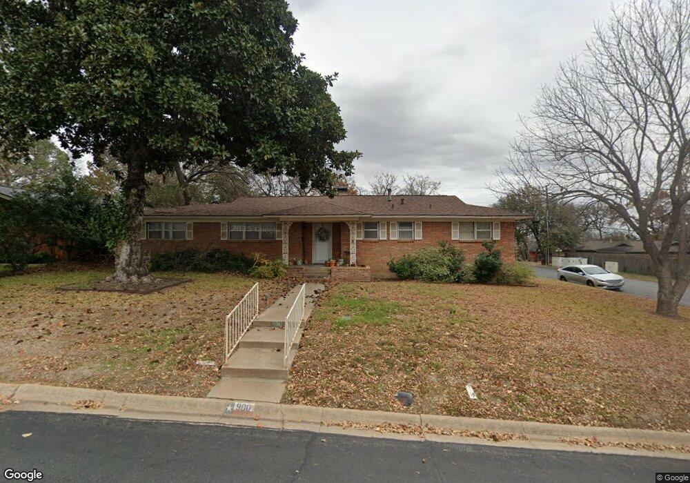 900 Forest Oaks Ln, Hurst, TX 76053 - photo 1