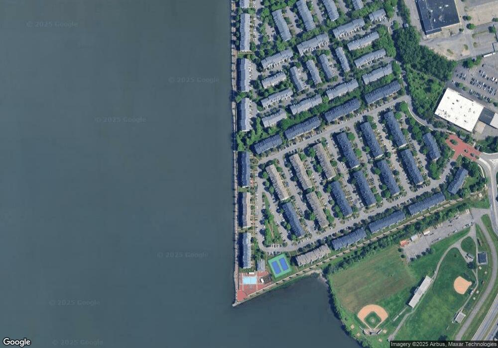 106 Cottonwood St unit H2, Jersey City, NJ 07305 - photo 1