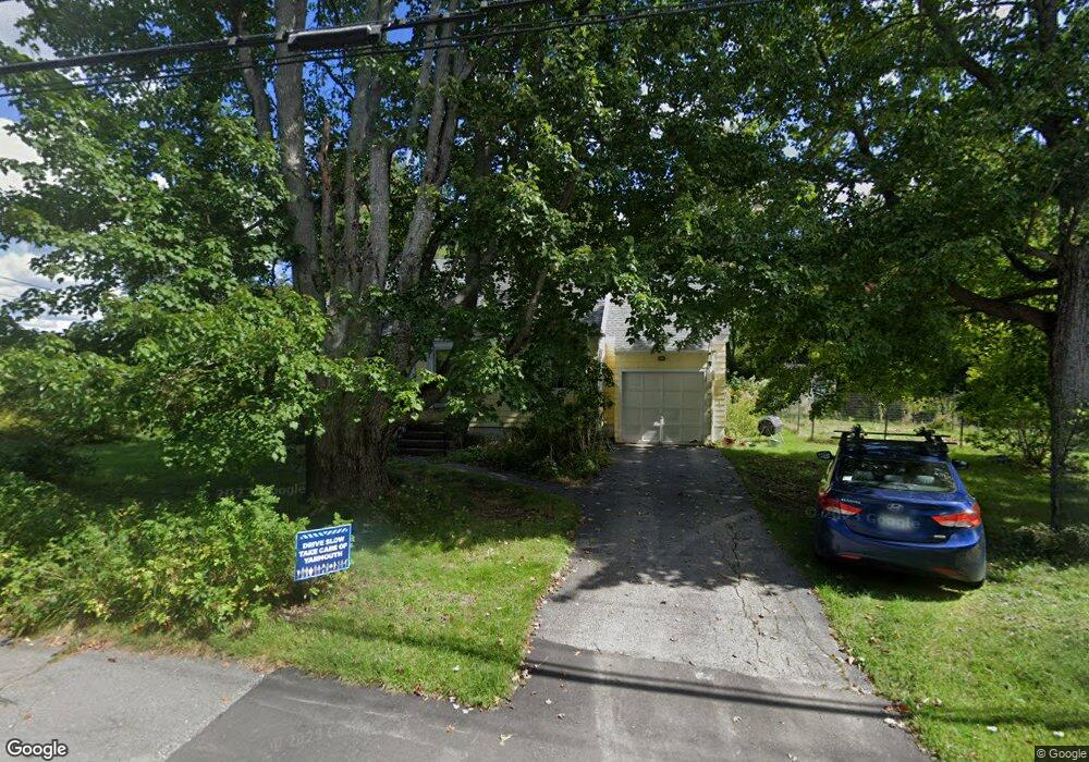 215 E Elm St, Yarmouth, ME 04096 - photo 1