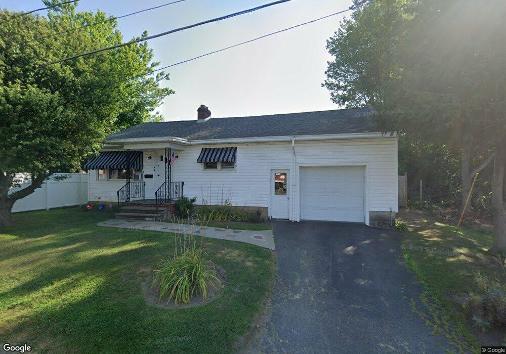 4 Wayne St, Troy, NY 12180 - photo 1