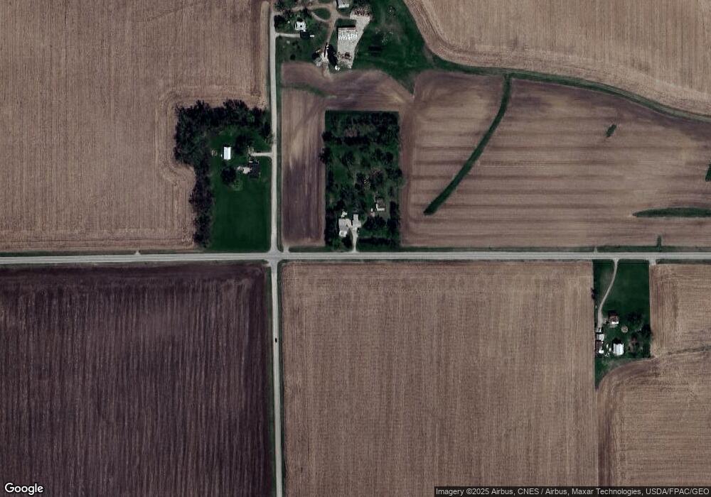 9242 S 28th Ave E, Newton, IA 50208 - photo 1