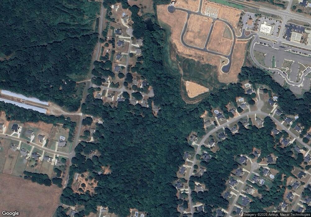 126 Creek View Ct, Hoschton, GA 30548 - photo 1