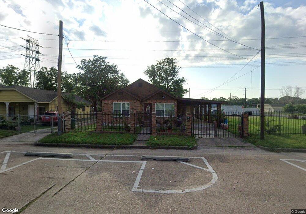 5404 Hardy St, Houston, TX 77009 - photo 1