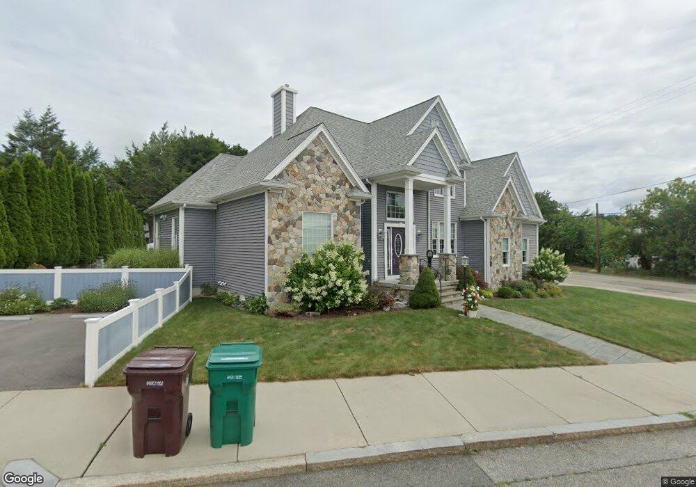 4 Rivulet St, Woonsocket, RI 02895 - photo 1
