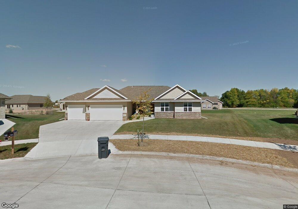 1105 Bobby Ct, Appleton, WI 54915 - photo 1