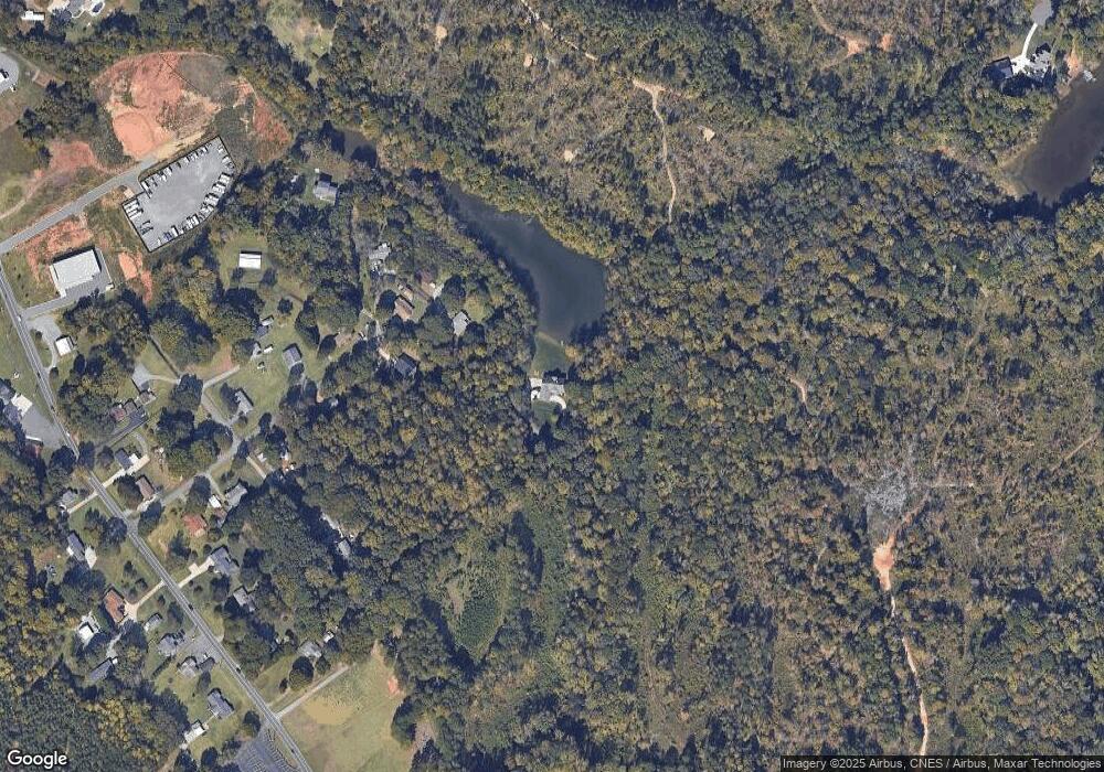 221 Pine St, Belmont, NC 28012 - photo 1