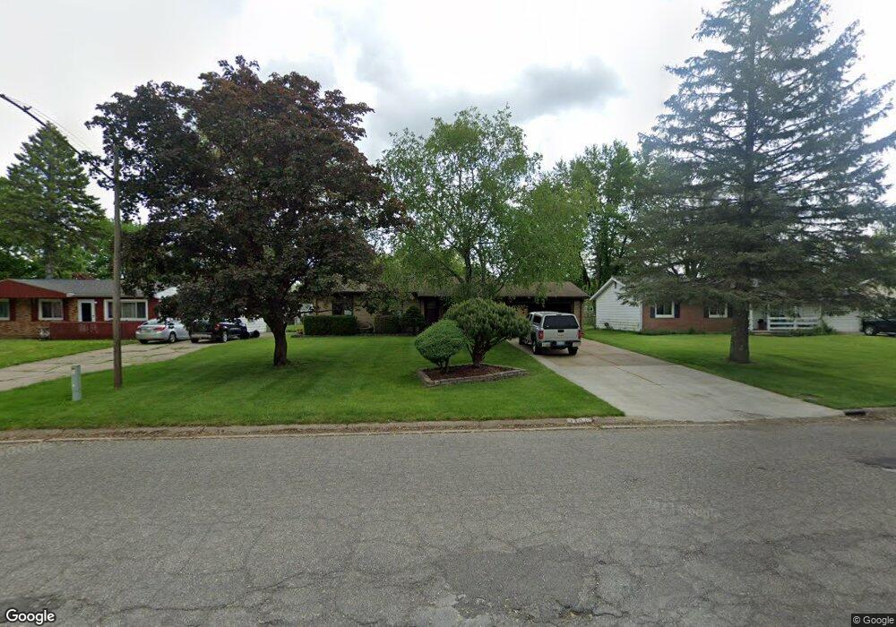 3301 Hammerberg Rd, Flint, MI 48507 - photo 1