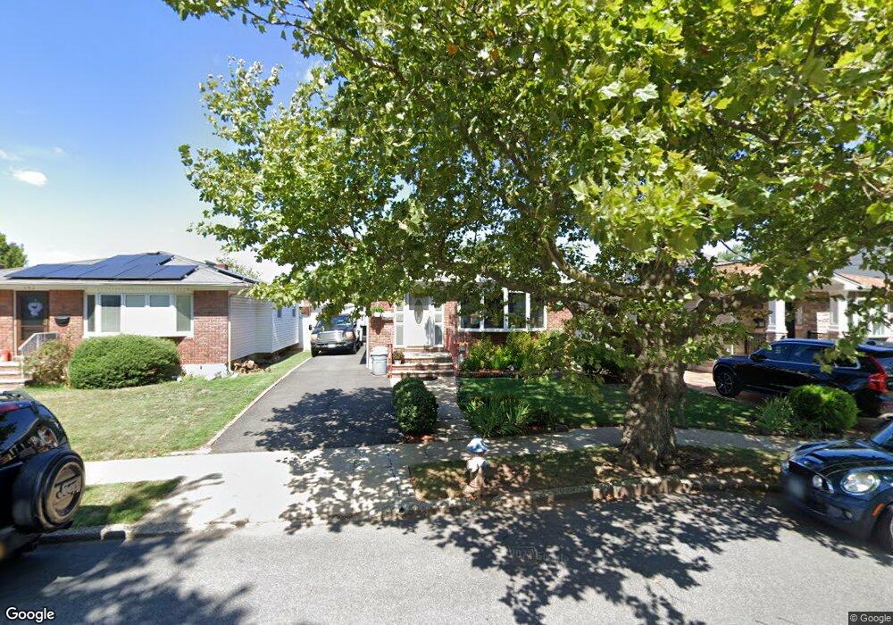 127 Thomas St, Staten Island, NY 10306 - photo 1