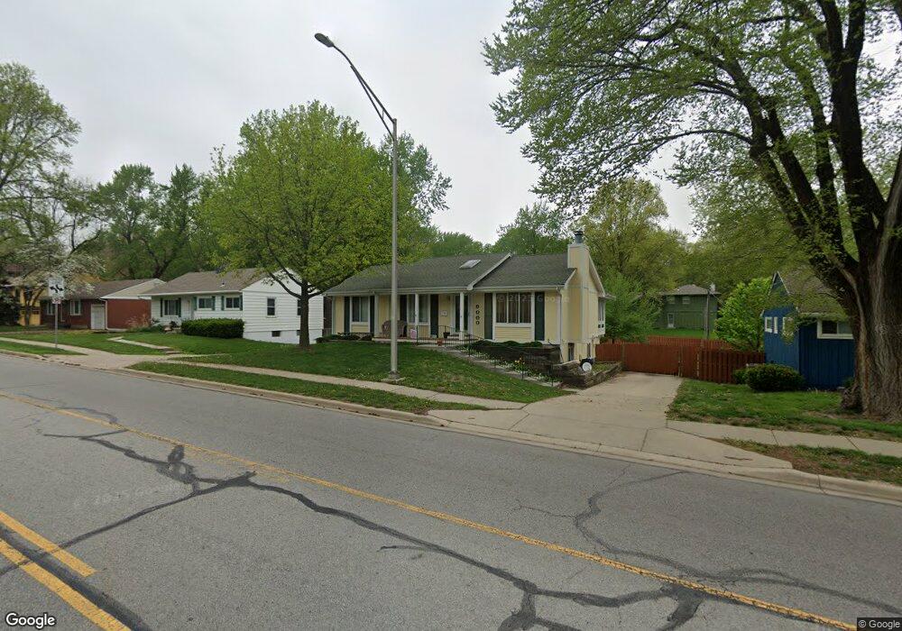 9000 Pflumm Rd, Lenexa, KS 66215 - photo 1