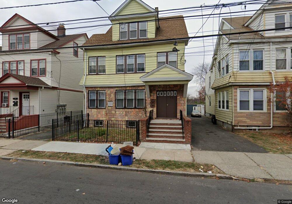 81 Summit Ave unit 3, Newark, NJ 07112 - photo 1