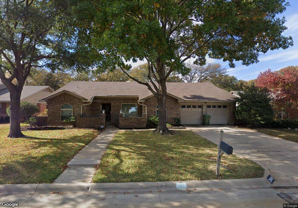 2849 Autumn Dr, Hurst, TX 76054 - photo 1