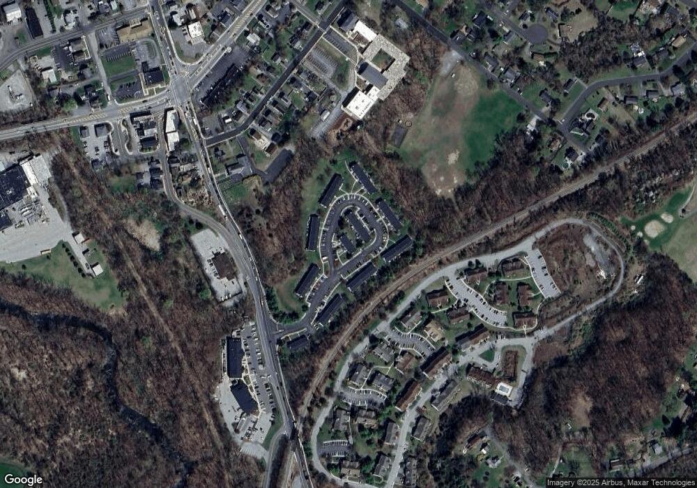 35 Village Dr unit 19B, Hamburg, NJ 07419 - photo 1