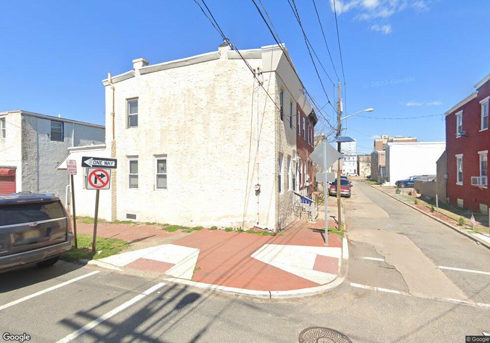 551 Roberts St, Camden, NJ 08103 - photo 1