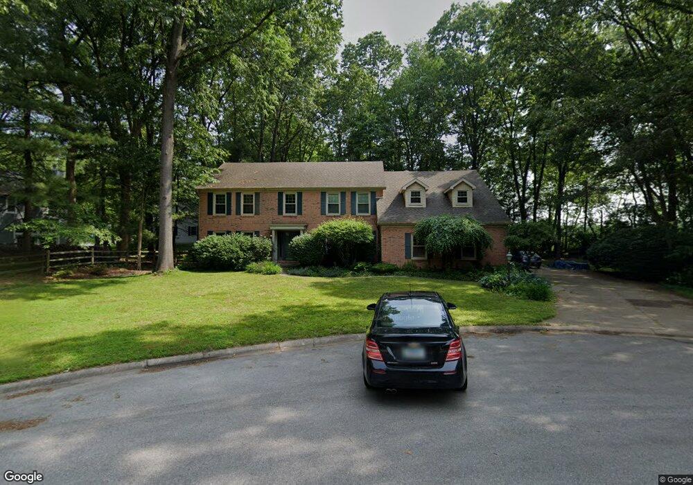 17285 Weatherstone Ct, Granger, IN 46530 - photo 1