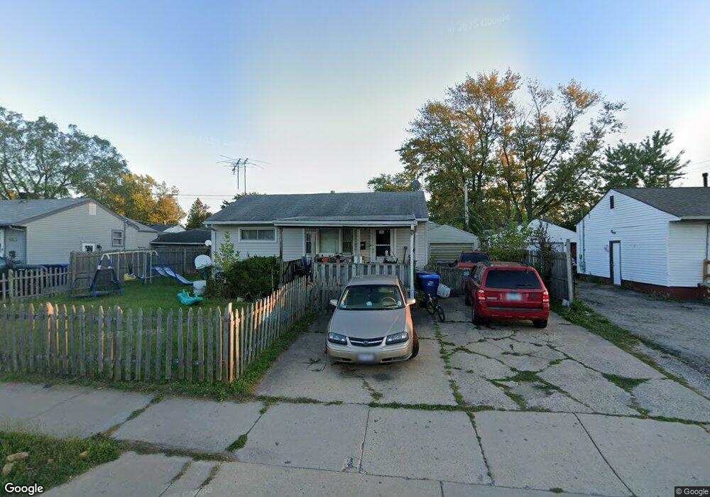2701 Sunset Ave, Waukegan, IL 60087 - photo 1