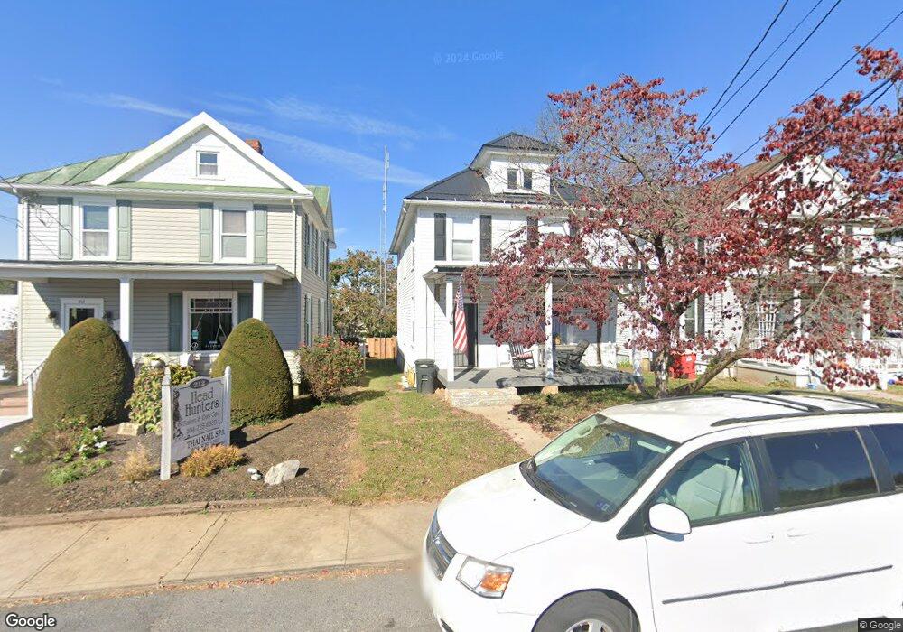 210 W 3rd Ave, Ranson, WV 25438 - photo 1