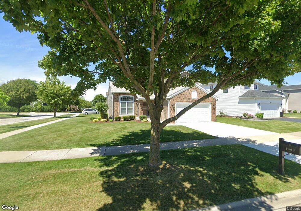 1907 Nutmeg Ln, Naperville, IL 60565 - photo 1