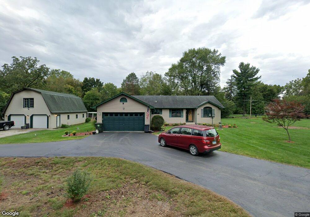 11911 Mohican Dr, Algonquin, IL 60102 - photo 1