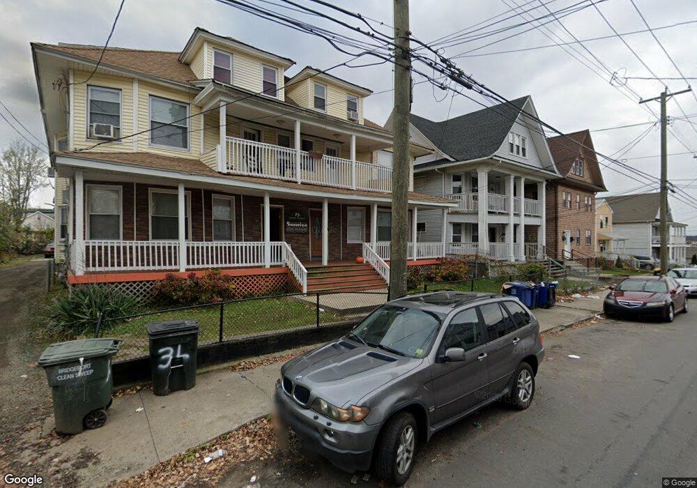 77 James St unit 3R, Bridgeport, CT 06604 - photo 1