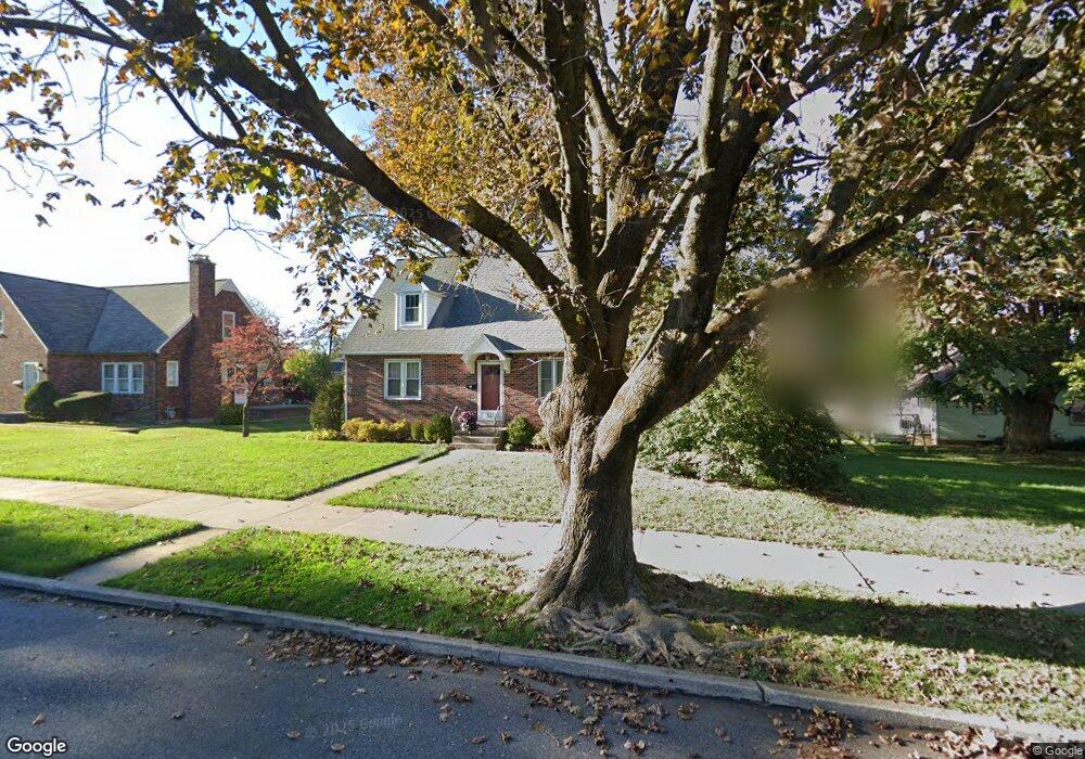 521 E Maple St, Palmyra, PA 17078 - photo 1