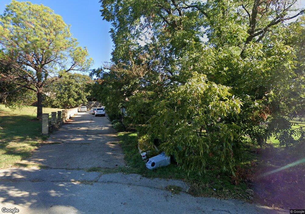 9037 Valleyview Dr, North Richland Hills, TX 76182 - photo 1