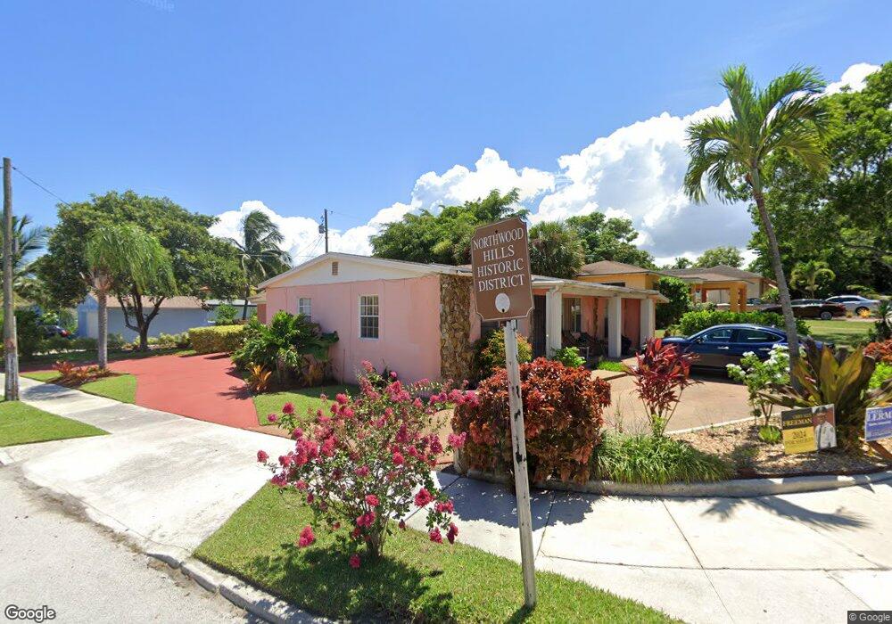 800 39th Ct, West Palm Beach, FL 33407 - photo 1