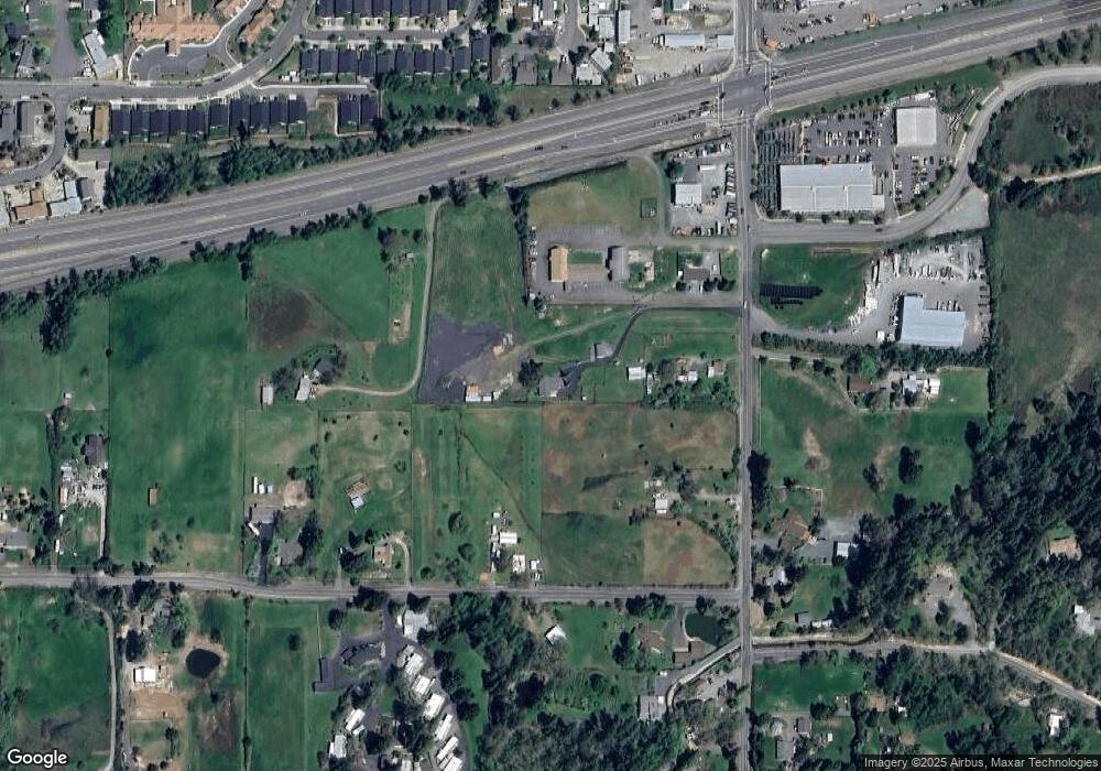 1856 Dowell Rd, Grants Pass, OR 97527 - photo 1